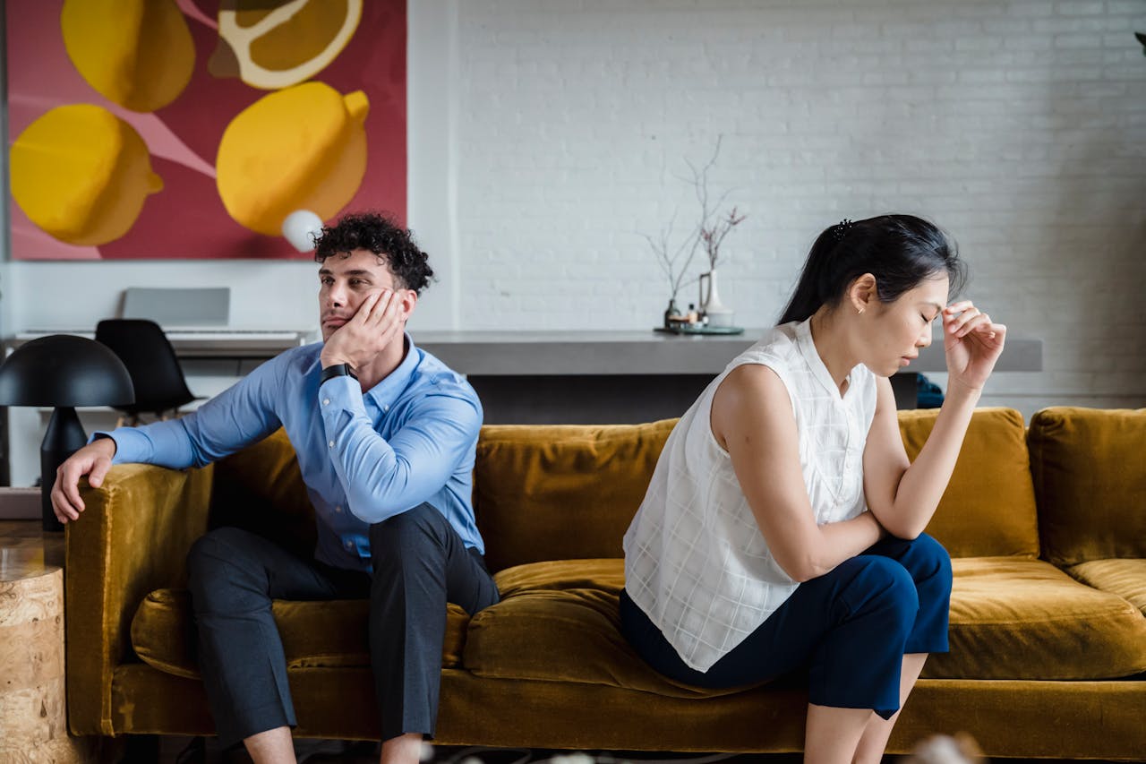 Possessiveness in Relationships: Build Trust Without Control Possessiveness in Relationships: Build Trust Without Control