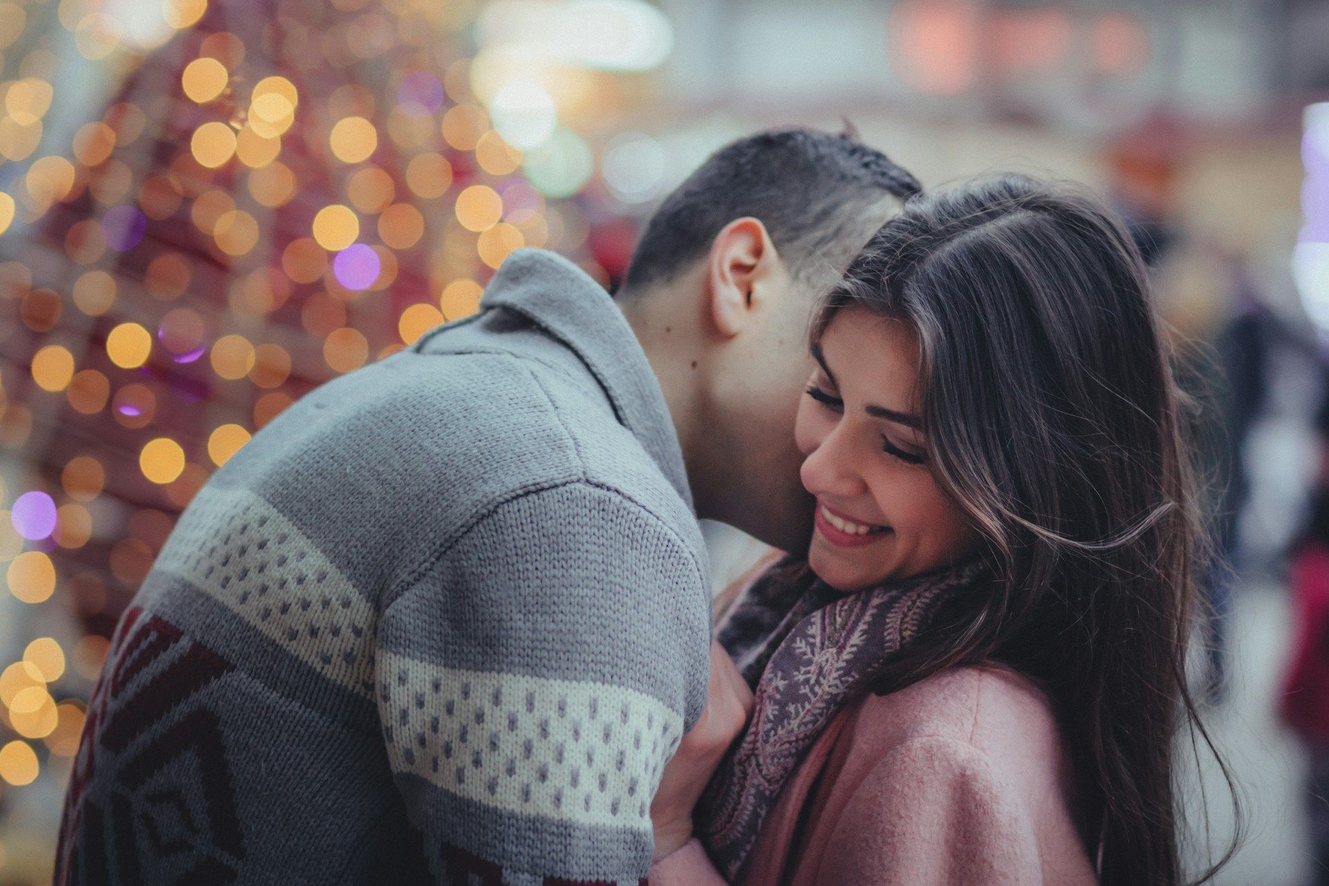 How to Date a Woman 25 Years Younger?