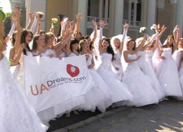 parade of brides