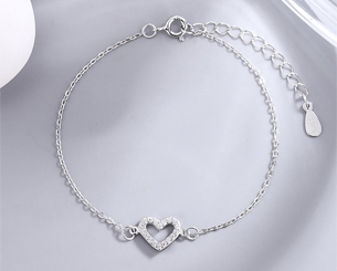 Silver Heart Bracelet photo Silver Heart Bracelet